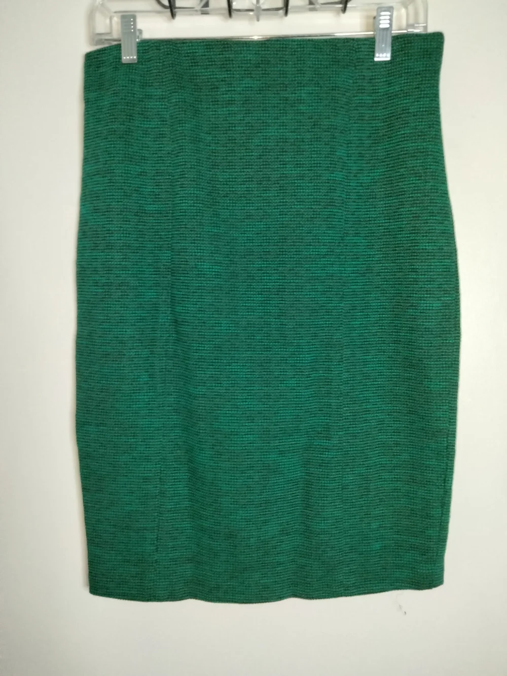 Elle (Size M) Emerald Green & Black Textured Stretch Knit Pull-on Pencil Skirt